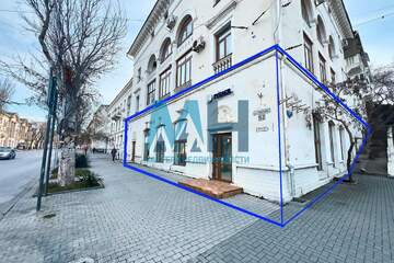 Помещение своб.назн., 306,3 м²