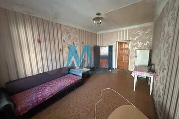 Комната, (всего 3 ком.), 19 м², 2/2 эт.